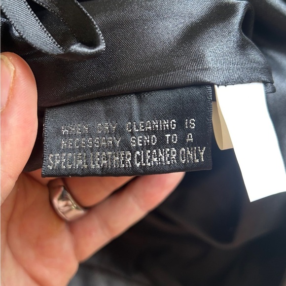 Wilsons Pelle Studio Black Leather A-Line Skirt 4 Casual Mini Vintage Retro - Picture 4 of 8